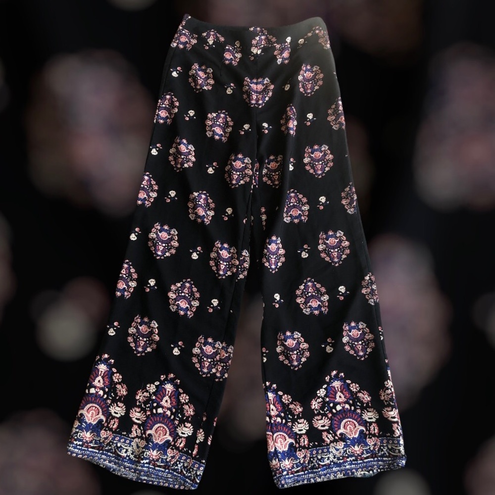 Charlotte Russe bohemian printed pants